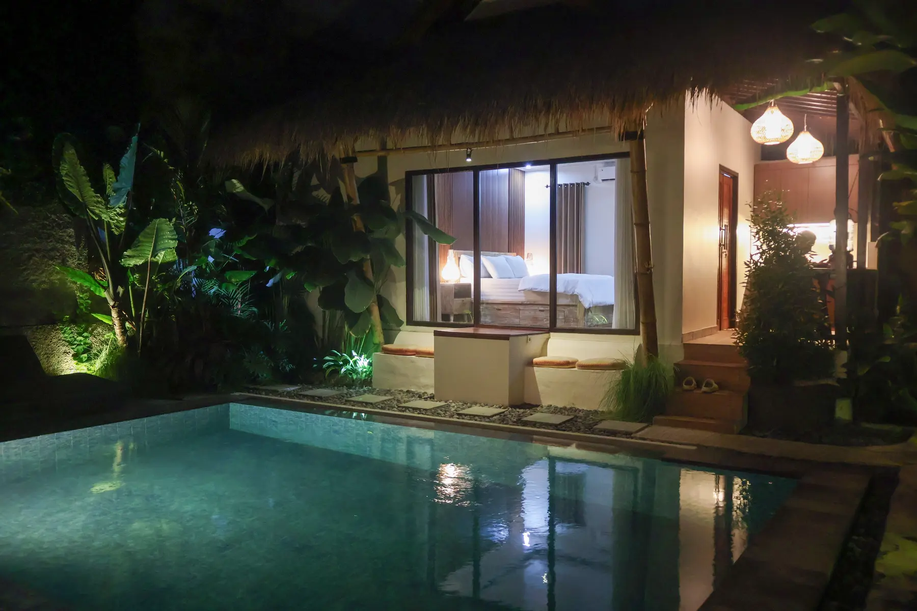 Night view across the J Ming Villa private pool